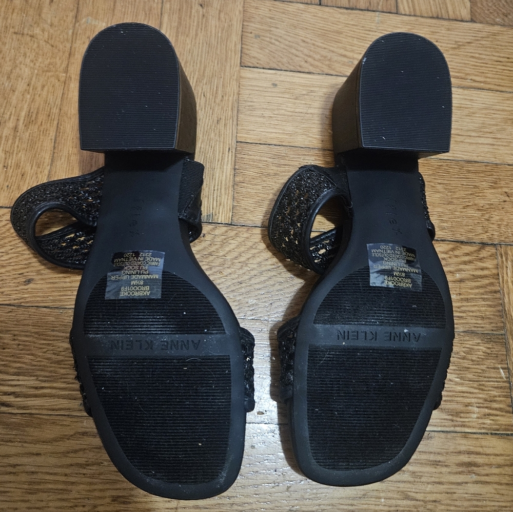 Anne Klein Black Textured Women's Sandals - Picture 13 of 14